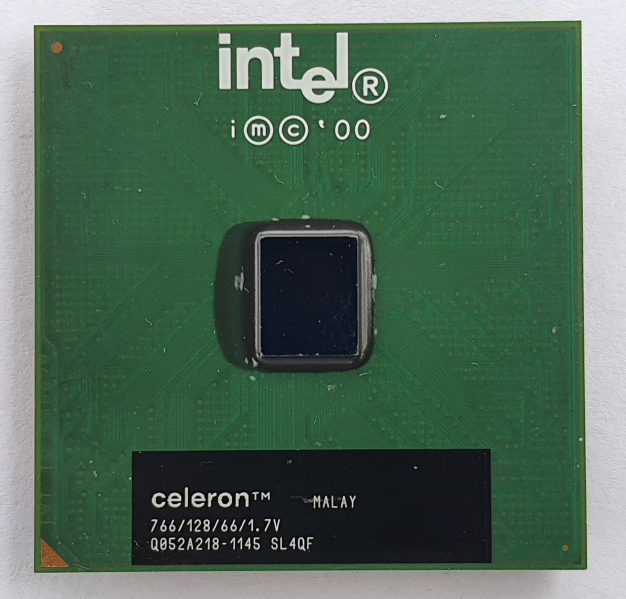 File:Intel Celeron 766.jpg