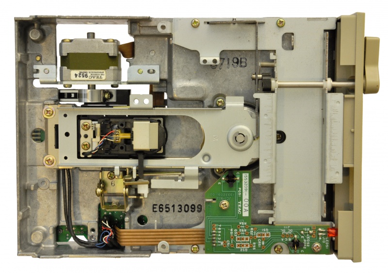 File:Teac FD-55BR.jpg
