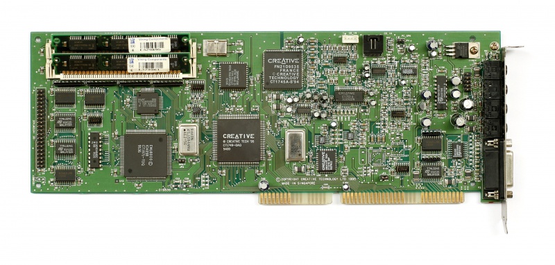File:Creative Sound Blaster AWE32.jpg