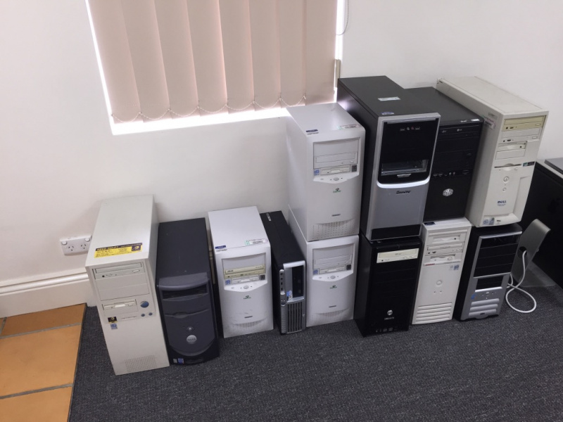 File:LAN 1 Computers.jpg